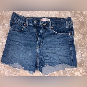 Levi’s cut off high waist shorts